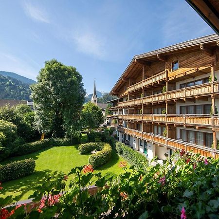 Das Gemuetliche Dorfhotel Kaltenhauser ฮอลเลอร์บาค อิม พินซ์เกา ภายนอก รูปภาพ