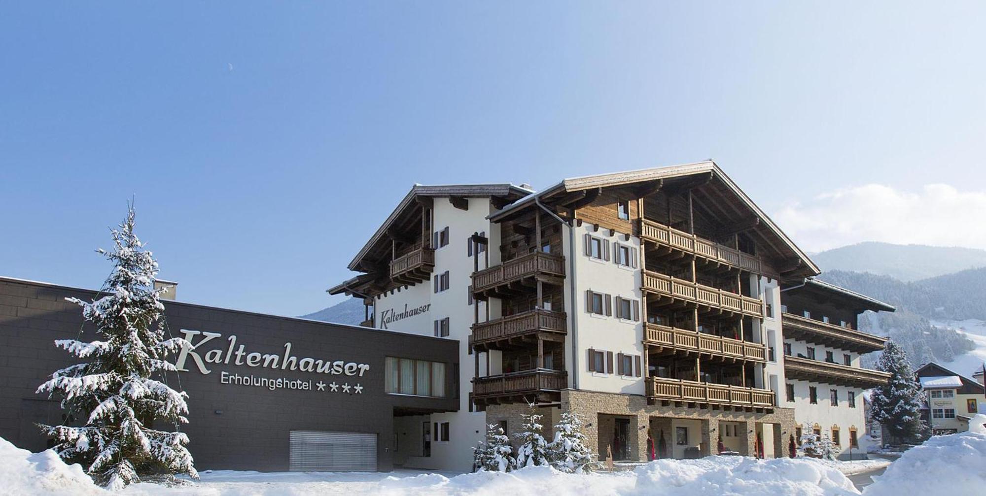 Das Gemuetliche Dorfhotel Kaltenhauser ฮอลเลอร์บาค อิม พินซ์เกา ภายนอก รูปภาพ